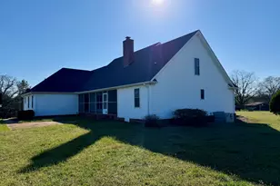 494 S Broad St, Bowman, GA 30624 - Photo 11