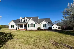 494 S Broad St, Bowman, GA 30624 - Photo 5