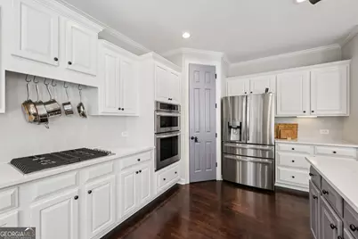 7530 Grand Reunion Drive, Hoschton, GA 30548 - Photo 5
