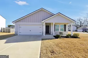 140 Catalpa Rd, Milner, GA 30257 - Photo 1