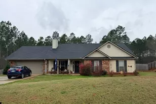 1683 Sara Hunter Ln NW, Milledgeville, GA 31061 - Photo 1