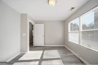 8201 Fairington Ridg Circle, Lithonia, GA 30038 - Photo 5