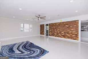 210 Webb St, Warner Robins, GA 31093 - Photo 11