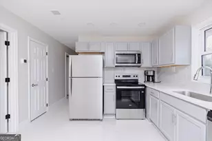 210 Webb St, Warner Robins, GA 31093 - Photo 17