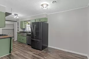 300 Fambro Cir, Griffin, GA 30224 - Photo 7