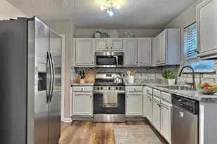 4214 Winston Cir, South Fulton, GA 30349 - Photo 7