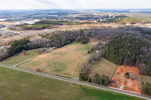 174 Cline Dr, Cartersville, GA 30120 - Photo 1
