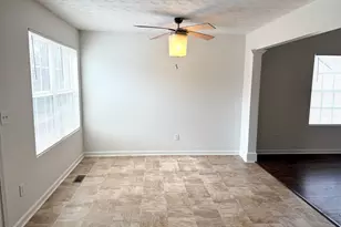 656 Sycamore Dr, Jonesboro, GA 30238 - Photo 9