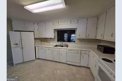 235 Monmouth Drive, Fayetteville, GA 30214 - Photo 7