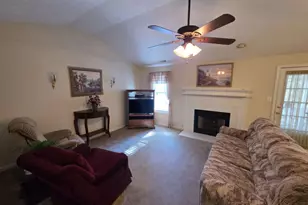 235 Monmouth Dr, Fayetteville, GA 30214 - Photo 3