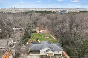 1183 E Ridge Rd, Gainesville, GA 30501 - Photo 3