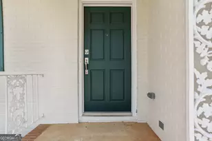 223 Richmond St, Sandersville, GA 31082 - Photo 11