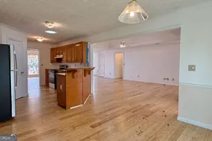 1040 Sunny Field Ct, Lawrenceville, GA 30043 - Photo 9