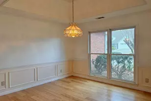 1040 Sunny Field Ct, Lawrenceville, GA 30043 - Photo 5