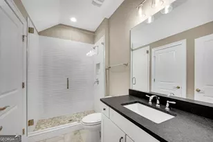 24 The Landing, Sandy Springs, GA 30350 - Photo 47