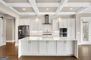 24 The Landing, Sandy Springs, GA 30350 - Photo 9