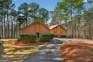 2005 Foxcroft Dr, Lagrange, GA 30240 - Photo 9