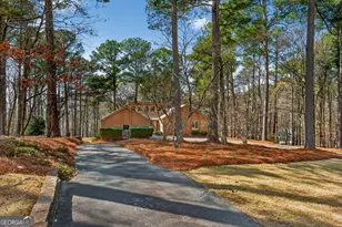 2005 Foxcroft Dr, Lagrange, GA 30240 - Photo 5