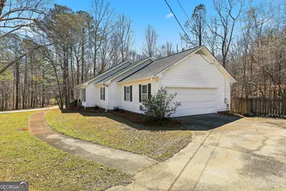 210 Felton Drive, Fayetteville, GA 30214 - Photo 3