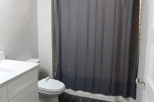 68 Hayes St, Toccoa, GA 30577 - Photo 13