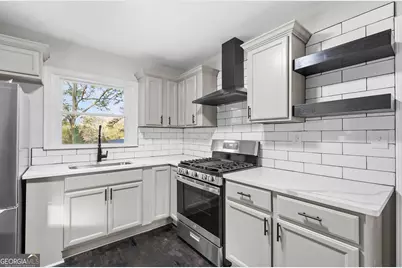 2533 Plantation Drive, East Point, GA 30344 - Photo 7