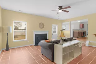 323 Daytona Dr, McDonough, GA 30253 - Photo 3