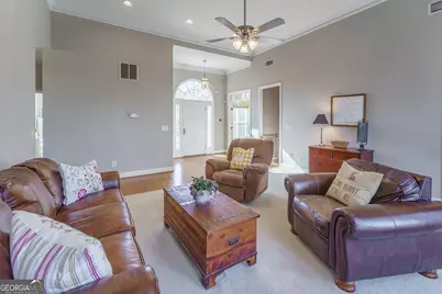 6506 Vista View Court, Flowery Branch, GA 30542 - Photo 5