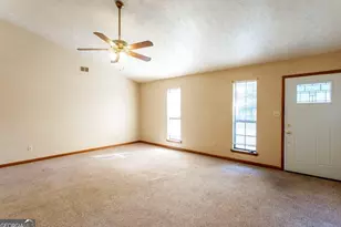 399 Sir Winston Ct, Jonesboro, GA 30238 - Photo 3