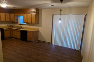 399 Sir Winston Ct, Jonesboro, GA 30238 - Photo 5