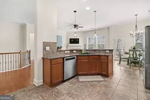 108 Greenview Dr, Newnan, GA 30265 - Photo 9