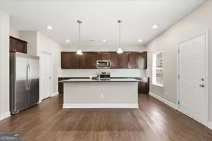 455 Pearson Cir, Hampton, GA 30228 - Photo 9