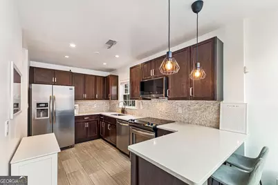 24 Mount Vernon Circle, Sandy Springs, GA 30338 - Photo 11