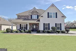 135 Owens Path, Senoia, GA 30276 - Photo 1