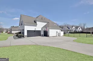 135 Owens Path, Senoia, GA 30276 - Photo 5