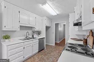 1487 Queen Anns Ln, Macon, GA 31220 - Photo 11