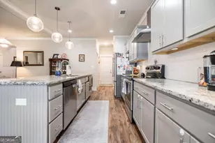 1051 Warwick Dr, Macon, GA 31210 - Photo 3