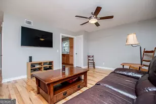 210 Don Rich Dr, Carrollton, GA 30117 - Photo 9