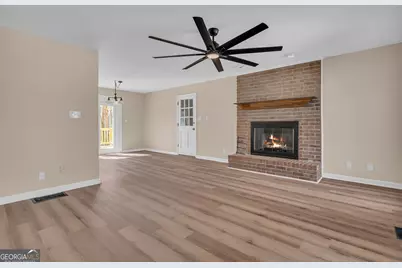 694 Lovers Lane, Toccoa, GA 30577 - Photo 3