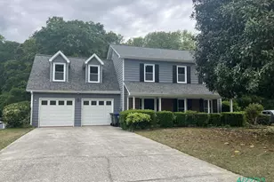 716 Wilkes Dr, Loganville, GA 30052 - Photo 1