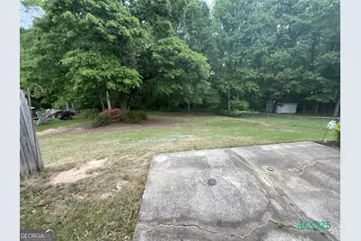 716 Wilkes Drive, Loganville, GA 30052 - Photo 13