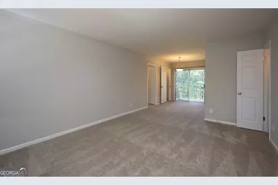 4883 Roswell Road #9W, Atlanta, GA 30342 - Photo 5