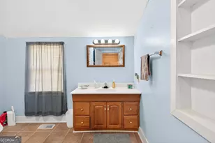 131 Thomas St, Elberton, GA 30635 - Photo 29