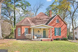 131 Thomas St, Elberton, GA 30635 - Photo 3