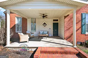 131 Thomas St, Elberton, GA 30635 - Photo 5