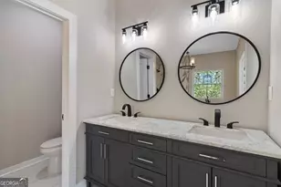 6960 Dockbridge Way, Stone Mountain, GA 30087 - Photo 31