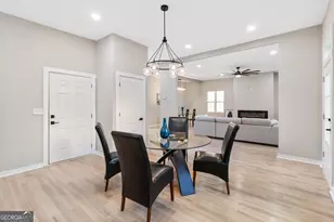 6960 Dockbridge Way, Stone Mountain, GA 30087 - Photo 25