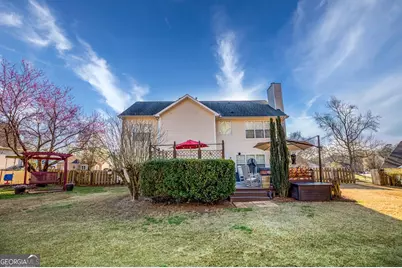 3520 Lochmill Drive, Loganville, GA 30052 - Photo 9