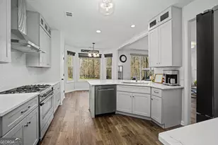 225 Monarch Dr, Peachtree City, GA 30269 - Photo 17