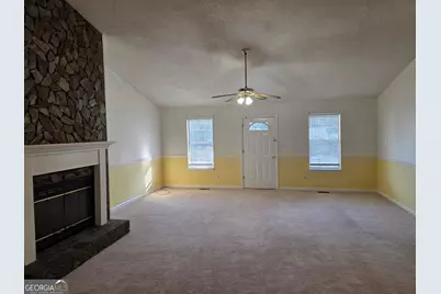 213 Lancelot Lane, Dublin, GA 31021 - Photo 3