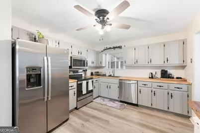 1426 Raintree Drive, Snellville, GA 30078 - Photo 11